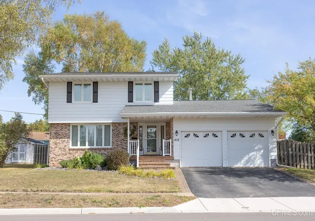 Photo 1 of Sale Pending at 1818 Prairie Ave, Ishpeming, MI 49849 | MLS# 50223550 | Listing updated on 2026-10-21