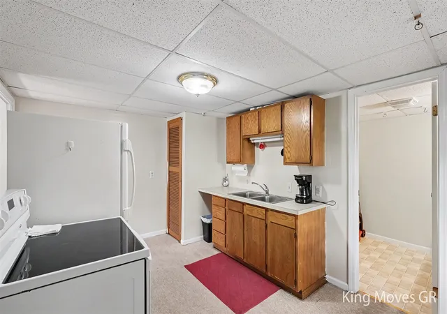 Photo 4 of Multi family home for sale at 127 Lexington Ave, Grand Rapids, MI 49504 | MLS# 70558431 | Listing updated on 2026-10-14