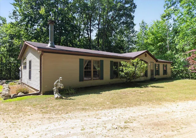Photo 3 of Single family home for sale at 5755 W Herrick Rd, Lake, MI 48632 | MLS# 50220500 | Listing updated on 2026-09-01