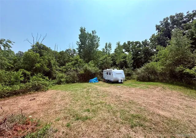 Photo 3 of Land for sale at No N Byron, Howell, MI 48855 | MLS# 61015723 | Listing updated on 2026-09-11