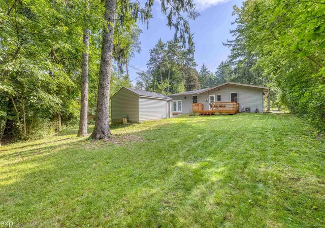 Photo 3 of Single family home for sale at 60685 Mt Vernon Rd, Rochester, MI 48306 | MLS# 50221313 | Listing updated on 2026-09-10