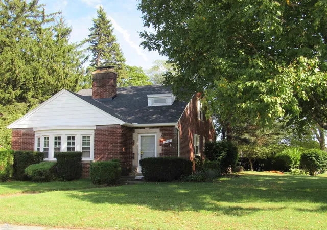 Photo 1 of Single family home for sale at 1499 Wellesley Dr, Mount Clemens, MI 48043 | MLS# 50222321 | Listing updated on 2026-10-12