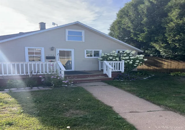 Photo 4 of Single family home for sale at 1114 N 2nd Street, Ishpeming, MI 49849 | MLS# 50220385 | Listing updated on 2026-09-28