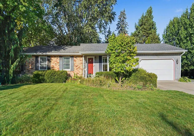 Photo 1 of Single family home for sale at 3884 S 2 Mile Rd, Bay City, MI 48706 | MLS# 50223800 | Listing updated on 2026-10-14