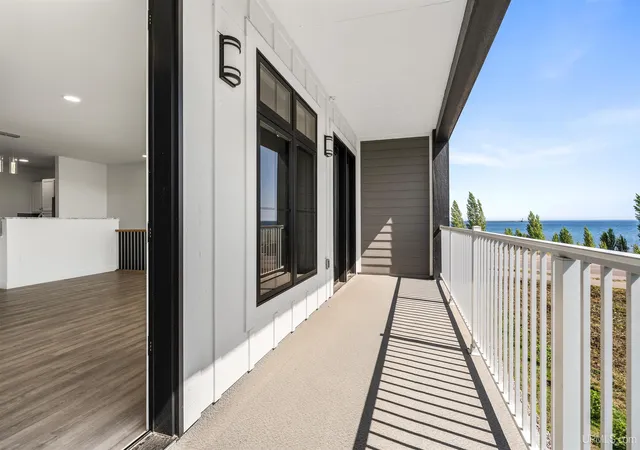 Photo 4 of Condo for sale at 2401 N Lakeshore Blvd, Marquette, MI 49855 | MLS# 50145770 | Listing updated on 2026-09-15