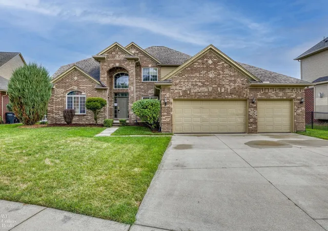 Photo 1 of Single family home for sale at 39710 W Offshore Dr, Harrison Township, MI 48045 | MLS# 50218821 | Listing updated on 2026-09-29