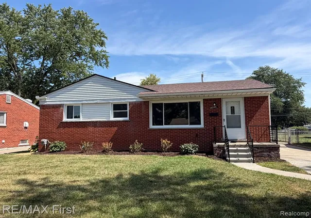 Photo 1 of Single family home for sale at 21754 Hill St, Warren, MI 48091 2511 | MLS# 61023714 | Listing updated on 2026-09-02