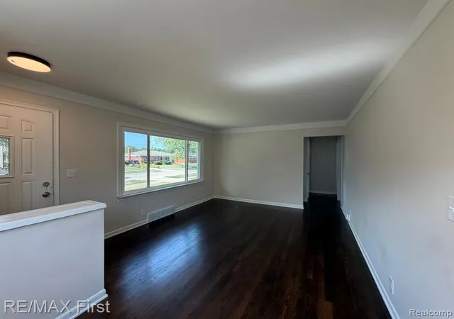 Photo 3 of Single family home for sale at 21754 Hill St, Warren, MI 48091 2511 | MLS# 61023714 | Listing updated on 2026-09-02