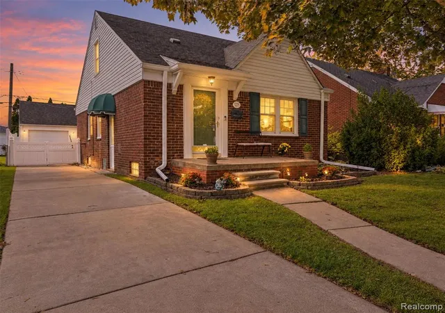 Photo 1 of Sale Pending at 12975 Ward St, Southgate, MI 48195 | MLS# 61033889 | Listing updated on 2026-10-13