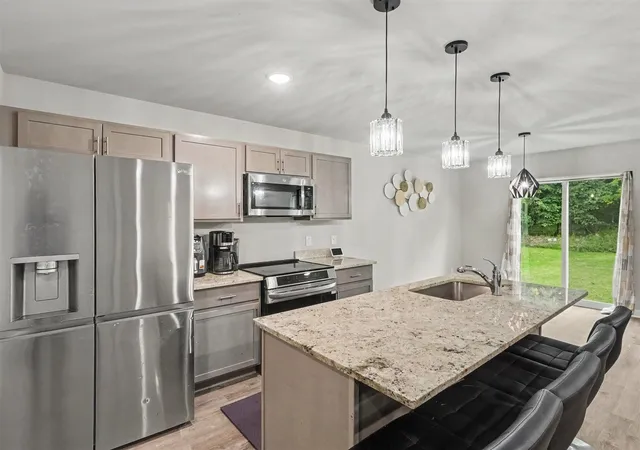 Photo 4 of Single family home for sale at 880 Machnik Dr, Chelsea, MI 48118 | MLS# 70555462 | Listing updated on 2026-09-10