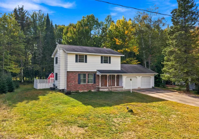Photo 1 of Single family home for sale at 4615 Jason 168 Dr, Escanaba, MI 49829 | MLS# 50223454 | Listing updated on 2026-10-12