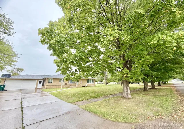 Single family home for sale at 700 Henford Ave, Kingsford, MI 49802 | MLS# 50221376