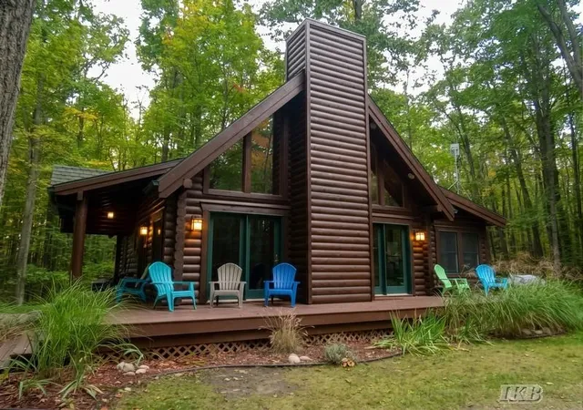Photo 2 of Sale Pending at 1449 Beech Ln, Farwell, MI 48622 | MLS# 50224626 | Listing updated on 2026-10-26