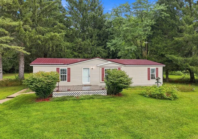 Photo 1 of Sale Pending at 2712 Ingersoll Rd, Fife Lake, MI 49633 | MLS# 80073251 | Listing updated on 2026-09-10
