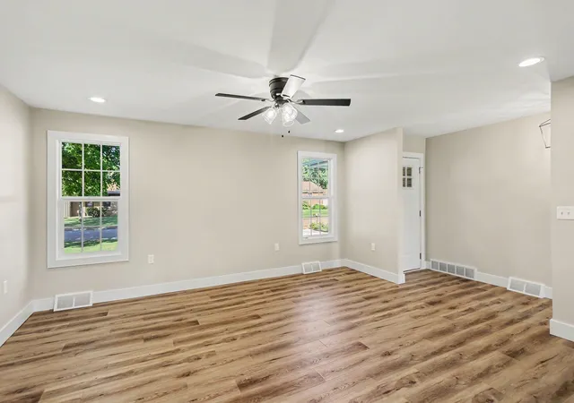 Photo 3 of Single family home for sale at 602 Webb Dr, Bay City, MI 48706 | MLS# 50221069 | Listing updated on 2026-09-09