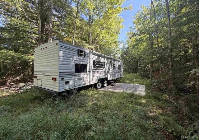 Photo 4 of Sale Pending at Tbd Co Rd 550, Marquette, MI 49808 | MLS# 50220748 | Listing updated on 2026-09-17