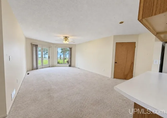 Listing Photo 1 - Condo for sale in building located at 2000 Lake Shore Dr, Gladstone, MI 49837 - Unit #O