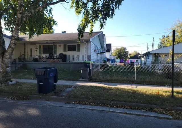 Photo 1 of Single family home for sale at 1014 17th Street, Bay City, MI 48708 | MLS# 50223631 | Listing updated on 2026-10-01