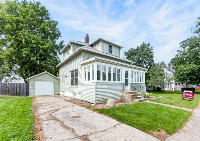 Photo 3 of Sale Pending at 178 S Main St, Woodland, MI 48897 | MLS# 70555293 | Listing updated on 2026-09-05