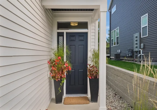 Listing Photo 1 - Condo for sale in building located at 2225 Watertown Wy, Grand Rapids, MI 49505 - Unit #