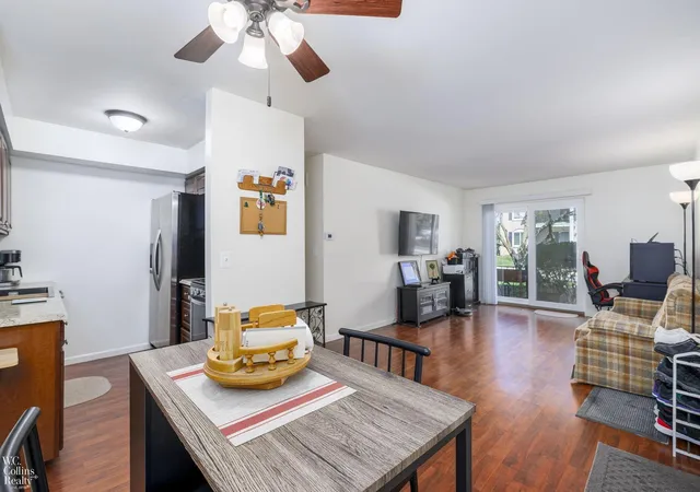Listing Photo 5 - Condo for sale in building located at 14211 Ivanhoe #169th Dr, Sterling Heights, MI 48312 - Unit #2