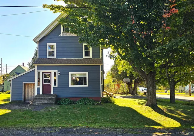 Photo 3 of Single family home for sale at 56226 Union St, Calumet, MI 49913 | MLS# 50223141 | Listing updated on 2026-10-03