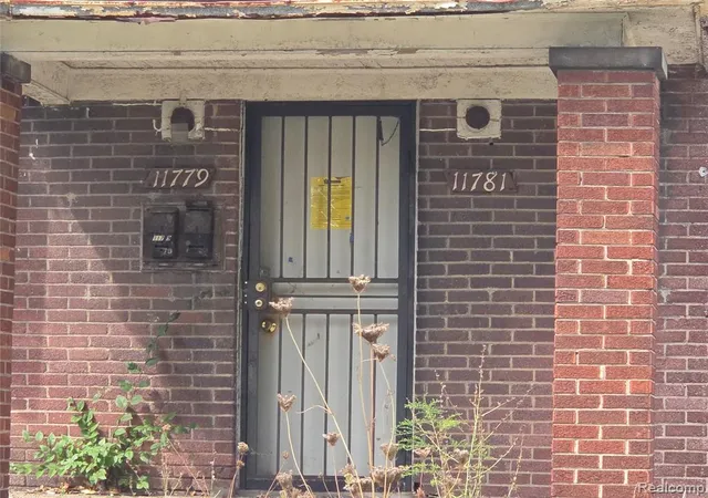 Photo 4 of House for sale at 11779 Evanston St, Detroit, MI 48213 | MLS# 61028724 | Listing updated on 2026-09-11