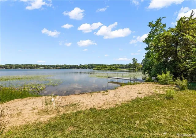 Photo 1 of Land for sale at 2770 Bogie Lake Rd, White Lake, MI 48386 3626 | MLS# 60992246 | Listing updated on 2026-09-04