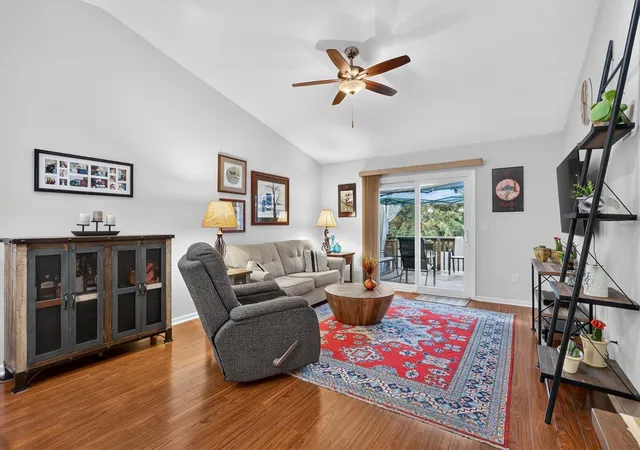 Listing Photo 5 - Condo for sale in building located at 2949 Harmony Ct, Wyoming, MI 49519 - Unit #4