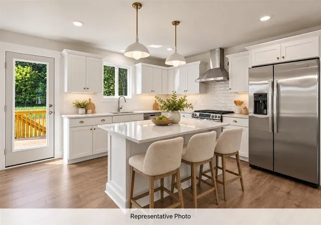Photo 2 of Single family home for sale at 3049 Arbor Crk Dr, Kentwood, MI 49512 | MLS# 70564053 | Listing updated on 2026-10-20