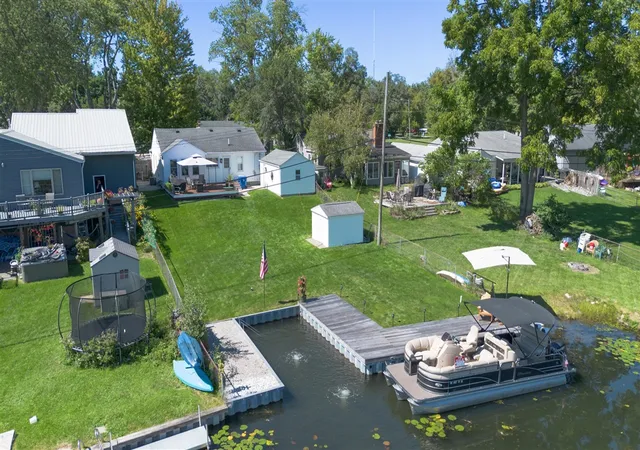 Photo 1 of Sale Pending at 4661 Forest Ave, Waterford, MI 48328 | MLS# 70558453 | Listing updated on 2026-10-09