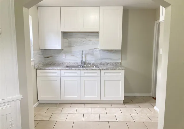 Photo 4 of Single family home for sale at 19447 Rutherford St, Detroit, MI 48235 | MLS# 70555708 | Listing updated on 2026-09-08