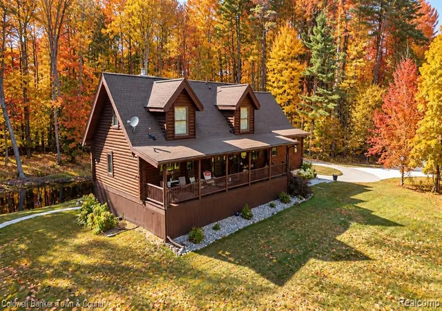 Photo 1 of Sale Pending at 7023 Munsell Rd, Howell, MI 48843 | MLS# 61032850 | Listing updated on 2026-10-21