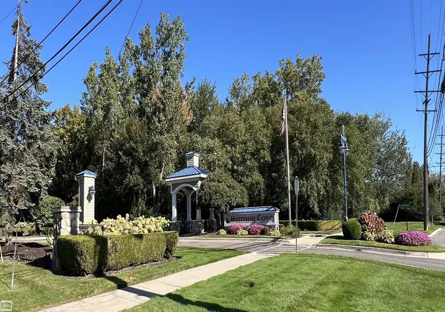 Photo 4 of Condo for sale at 25849 Maritime Cir #274, Harrison Township, MI 48045 | MLS# 50223448 | Listing updated on 2026-09-30