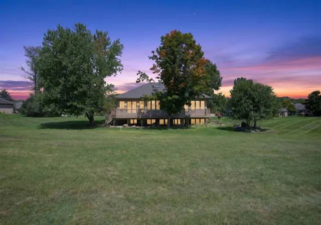 Photo 3 of Condo for sale at 2619 Mulligan Dr, Jackson, MI 49203 | MLS# 70554803 | Listing updated on 2026-09-14