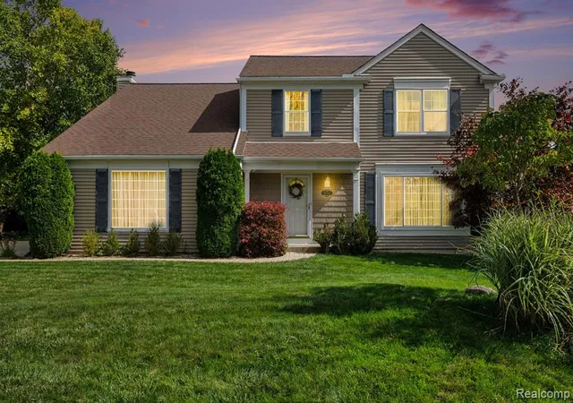 Photo 1 of Sale Pending at 1692 Ridgecrest, Rochester Hills, MI 48306 | MLS# 61034554 | Listing updated on 2026-10-13