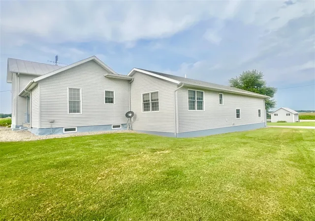 Photo 4 of House for sale at 13091 Birdlake Rd, Camden, MI 49232 | MLS# 70554598 | Listing updated on 2026-09-09