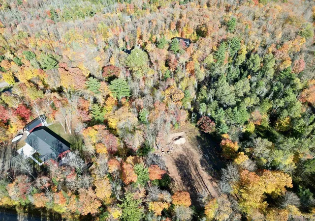 Photo 4 of Land for sale at Tbd Westwood & N Lake Dr, Ishpeming, MI 49849 | MLS# 50224708 | Listing updated on 2026-10-13