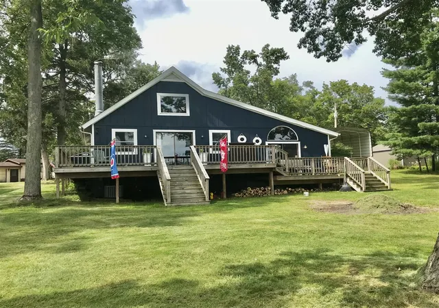 Photo 1 of Sale Pending at 71173 Michigan Blvd, White Pigeon, MI 49099 | MLS# 70555704 | Listing updated on 2026-09-30