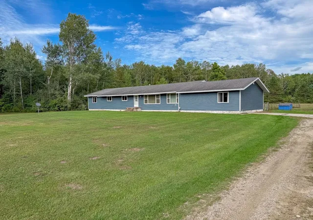 Photo 2 of Single family home for sale at 3664 N Geneva Rd, Coleman, MI 48618 | MLS# 50221410 | Listing updated on 2026-09-14