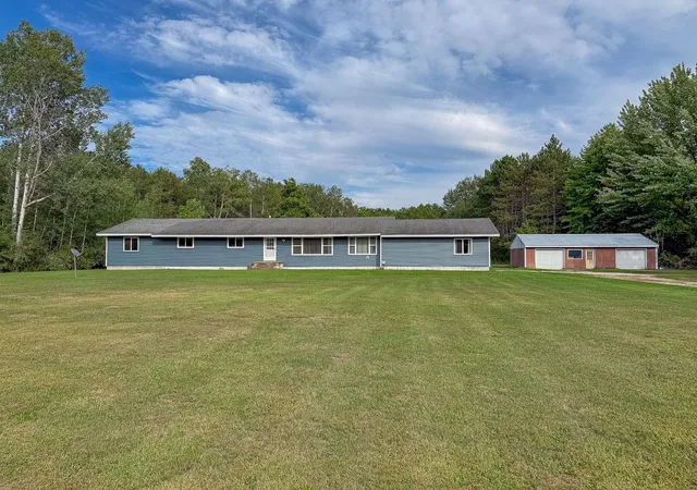 Photo 3 of Single family home for sale at 3664 N Geneva Rd, Coleman, MI 48618 | MLS# 50221410 | Listing updated on 2026-09-14