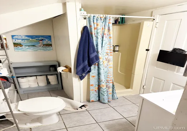 Photo 4 of Single family home for sale at 901 Jasper Ave, Houghton, MI 49931 | MLS# 50221168 | Listing updated on 2026-09-09