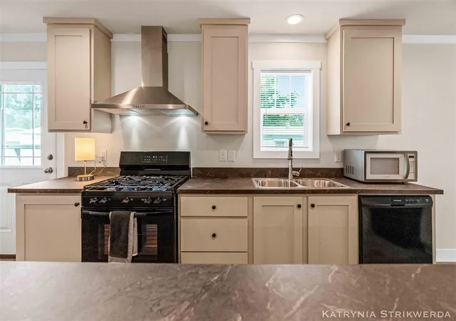 Photo 3 of Single family home for sale at 145 W Pin Oak Dr, Coopersville, MI 49404 | MLS# 70555328 | Listing updated on 2026-09-10