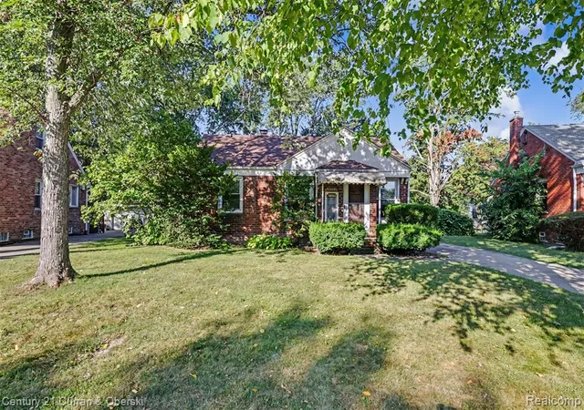 Photo 2 of Sale Pending at 26869 Sunningdale Dr, Inkster, MI 48141 1863 | MLS# 61025129 | Listing updated on 2026-09-15
