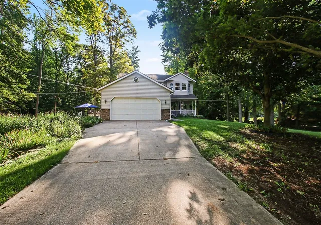 Photo 1 of Single family home for sale at 7660 56th Avenue, Hudsonville, MI 49426 | MLS# 70554800 | Listing updated on 2026-09-15