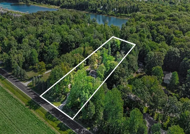 Photo 2 of Single family home for sale at 7660 56th Avenue, Hudsonville, MI 49426 | MLS# 70554800 | Listing updated on 2026-09-15