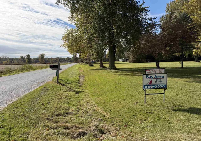 Photo 30 of Single family home for sale at 3551 N Airport Rd, Pinconning, MI 48650 | MLS# 50224567 | Listing updated on 2026-10-21