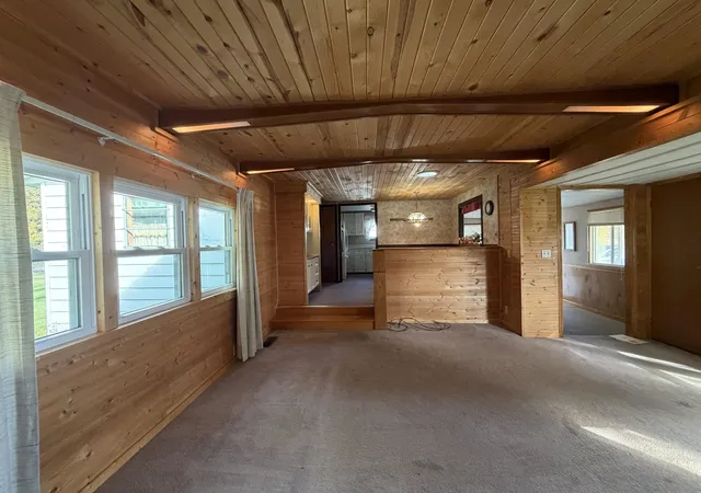 Photo 4 of Single family home for sale at 3551 N Airport Rd, Pinconning, MI 48650 | MLS# 50224567 | Listing updated on 2026-10-21