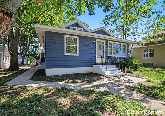 Photo 3 of Single family home for sale at 1532 Leahy St, Muskegon, MI 49442 | MLS# 70555582 | Listing updated on 2026-09-14