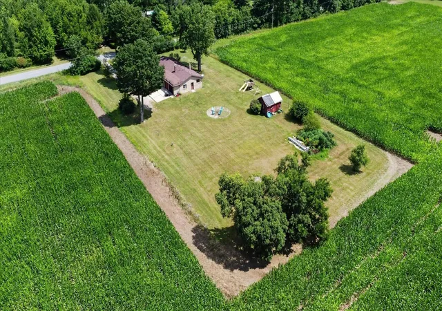 Photo 3 of Single family home for sale at 3262 W Wagner Rd, Buchanan, MI 49107 | MLS# 70529317 | Listing updated on 2026-09-09